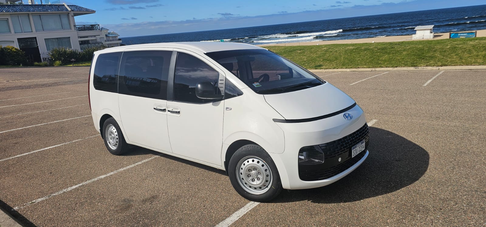 Hyundai Staria